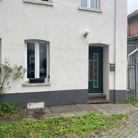 Stadtnest, 15210 Apartment Leer